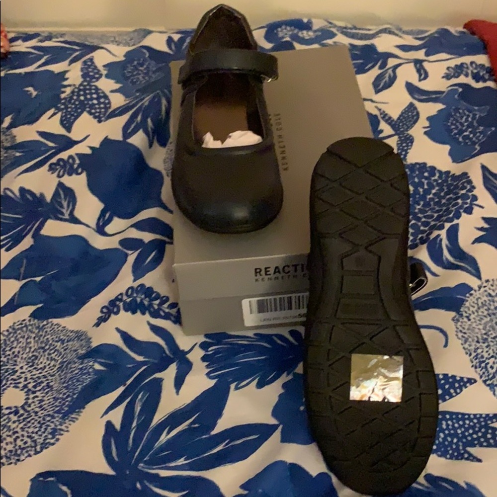 Kenneth Cole shoes